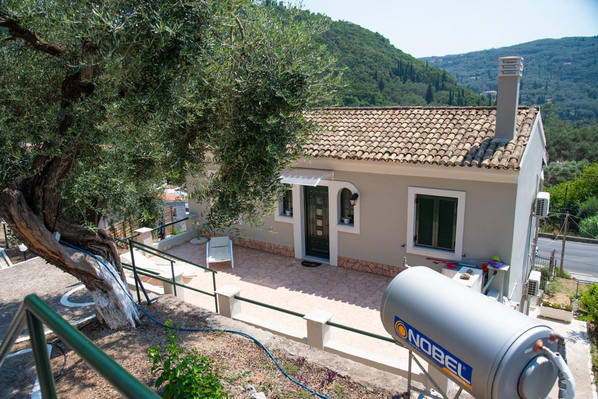 Nausika Cottage Corfu Paleokastritsa Exterior photo